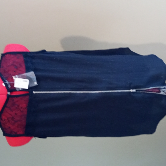 NWT Maurices Black Tank w/ Lace & Embellished neck Size L - Picture 7 of 12